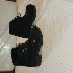 Aquatalia black suede leather lace-up Lug moto combat ankle boots sz 8.5 women